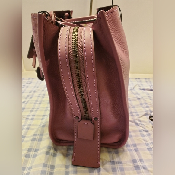 COACH 1941 Rogue Primrose Customized, Used 1 X, Excellent Condition - Picture 3 of 12